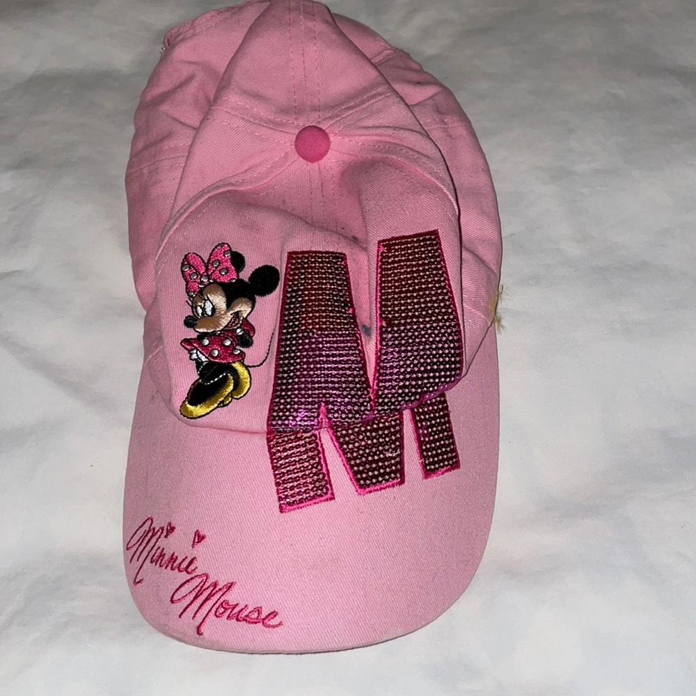Pink Minnie Mouse cap
